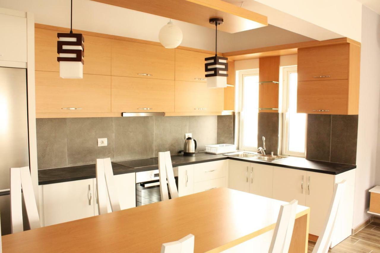 Alexandra'S Apartments ساراندا المظهر الخارجي الصورة