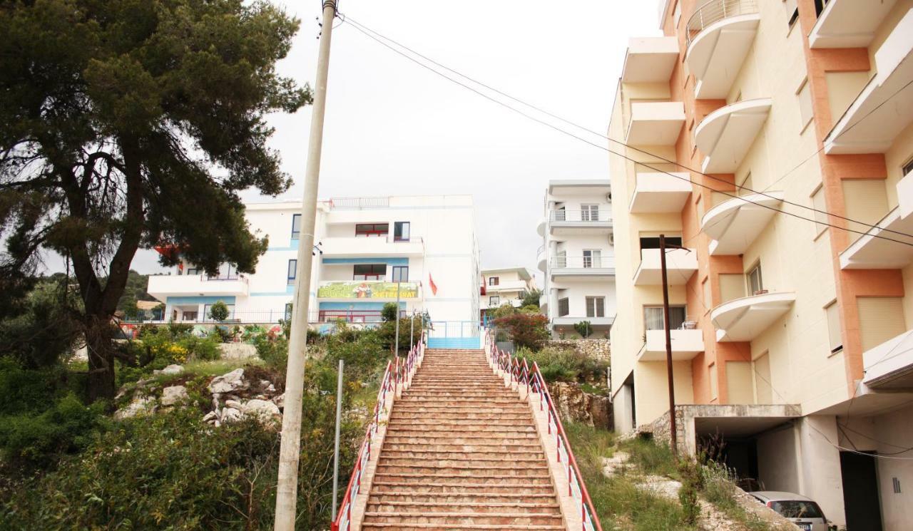 Alexandra'S Apartments ساراندا المظهر الخارجي الصورة