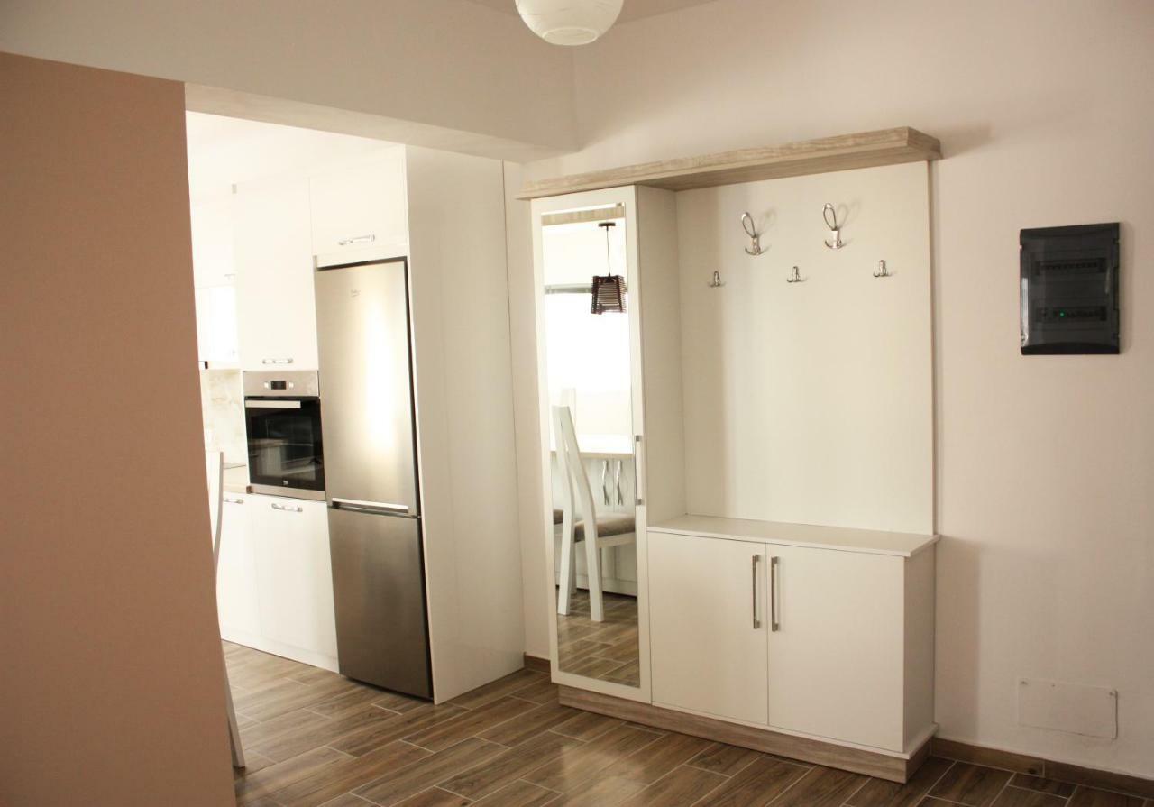 Alexandra'S Apartments ساراندا المظهر الخارجي الصورة
