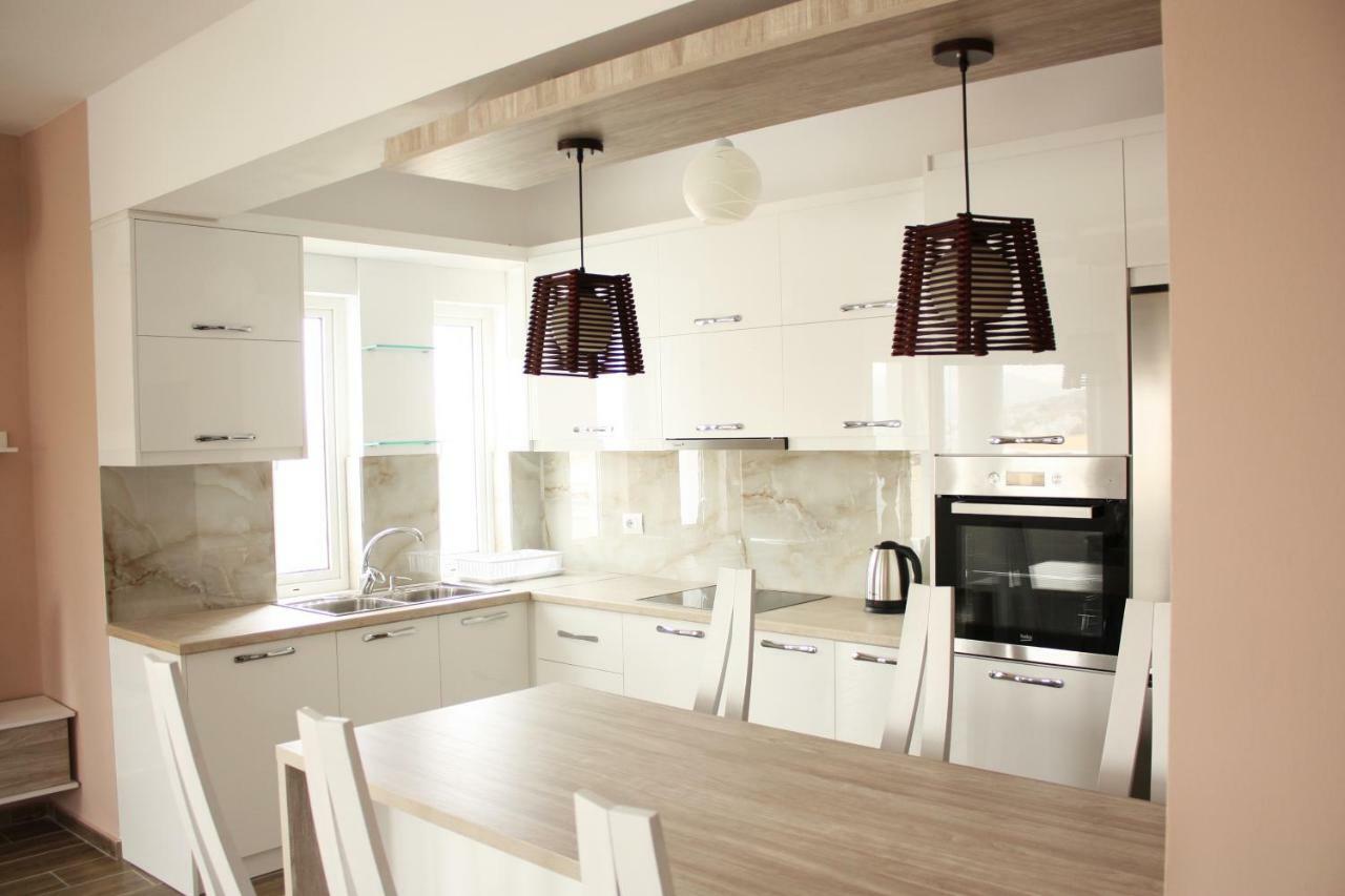 Alexandra'S Apartments ساراندا المظهر الخارجي الصورة