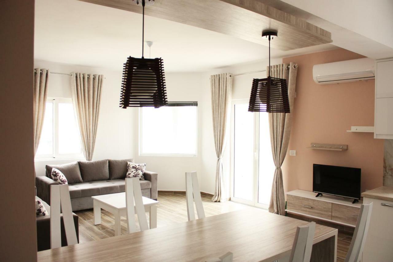 Alexandra'S Apartments ساراندا المظهر الخارجي الصورة