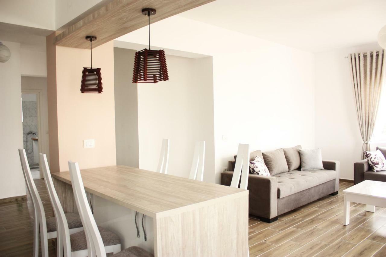 Alexandra'S Apartments ساراندا المظهر الخارجي الصورة
