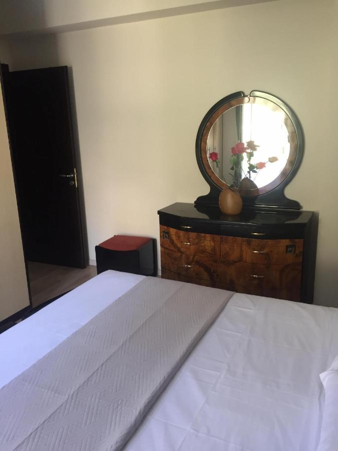 Alexandra'S Apartments ساراندا المظهر الخارجي الصورة