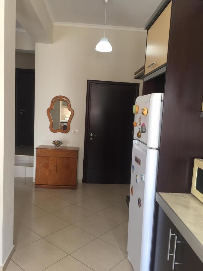 Alexandra'S Apartments ساراندا المظهر الخارجي الصورة